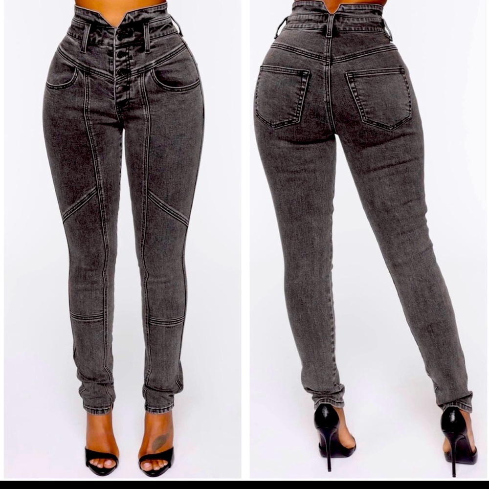 FashionNova jeans 👖